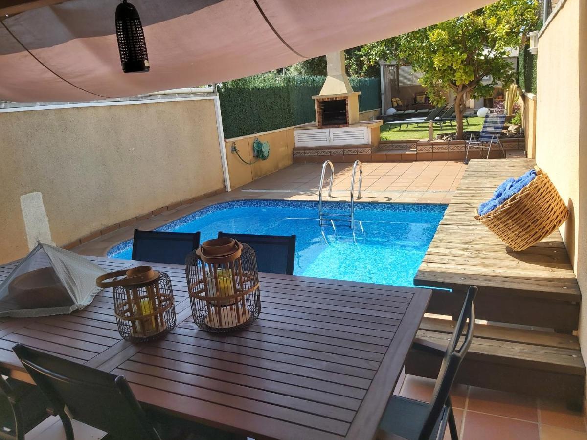 Another Day In Paradise Calafell Luaran gambar